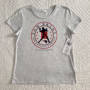 NWT Tom Brady Patriots Hall of Fame Induction Women's T-Shirt '47 Brand